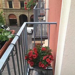 la-maison-della-piazzetta.emilia-romagnahotels.net/