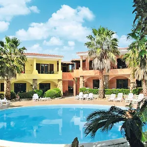 Village Apartahotel